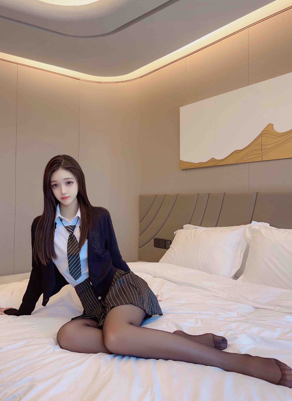 推荐全国约炮信誉商家全国可约有工作室可外出精品学生妹嫩模在线兼职