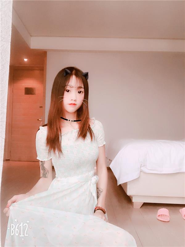 无锡年轻小丫头川渝妹妹,年纪不大