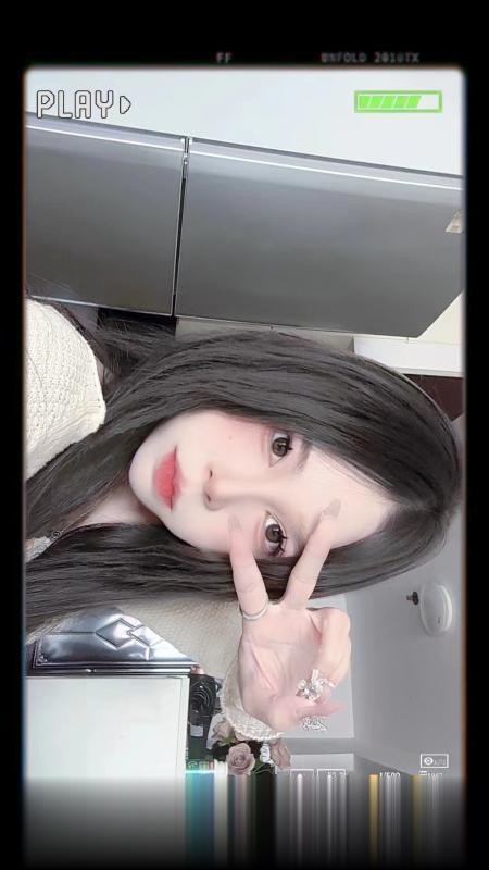 天津00后年轻的小姑娘