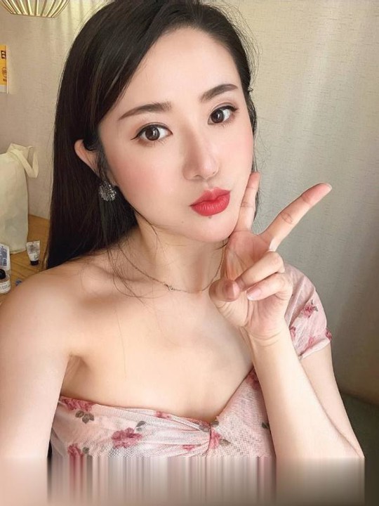 武汉硚口自做小美女