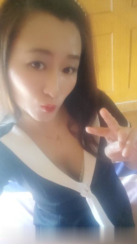 宝山小姐姐