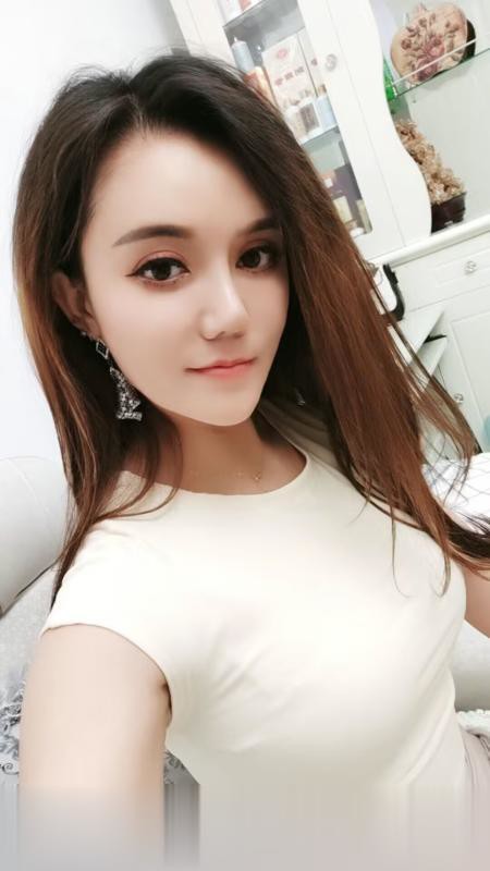 沈阳前凸后翘混血妹妹