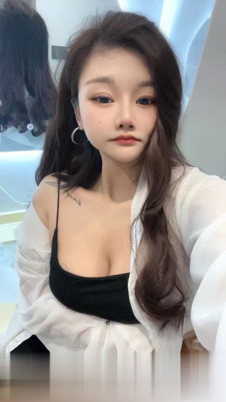 四川-成都风骚性感小姐姐