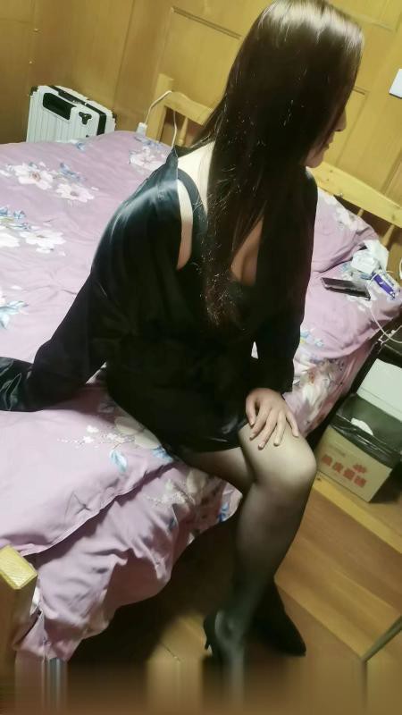 宝山小姐姐