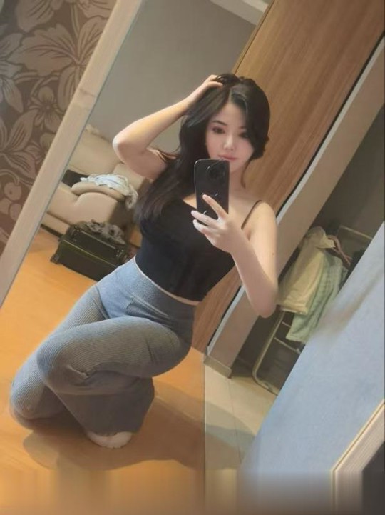 北京大胸身材好小姐姐