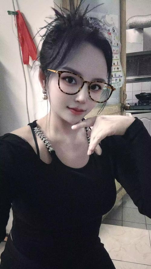 北京修车重庆妹子性格活泼善谈交流中小项(精油spa按摩)