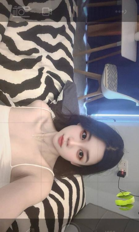 苏州市吴中长腿嫩妹大蟒蛇