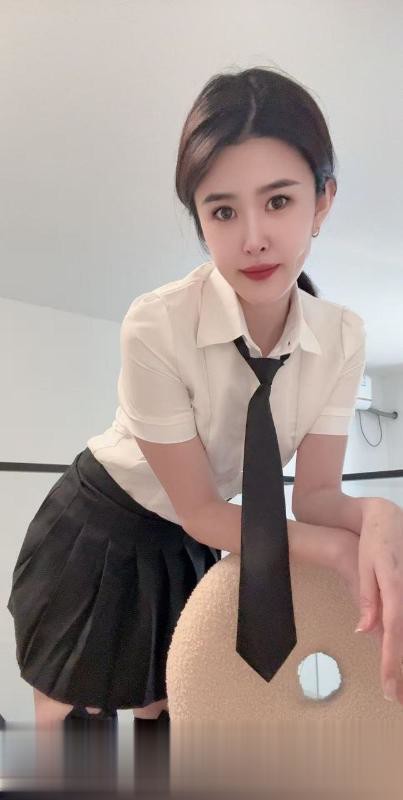 大连小北服务型美眉