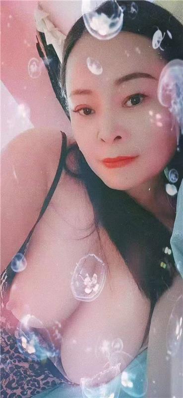 重庆沙坪坝熟女泄火姐姐,姿势配合