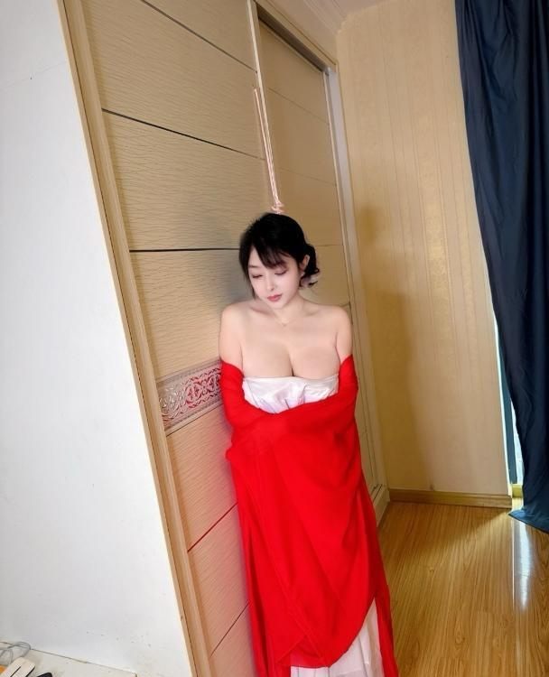 苏州市吴中风韵美女