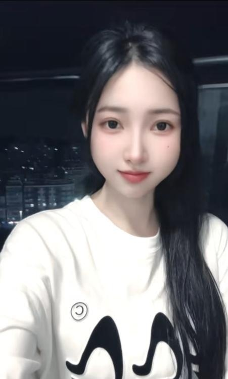 广州市天河长腿美女姐姐