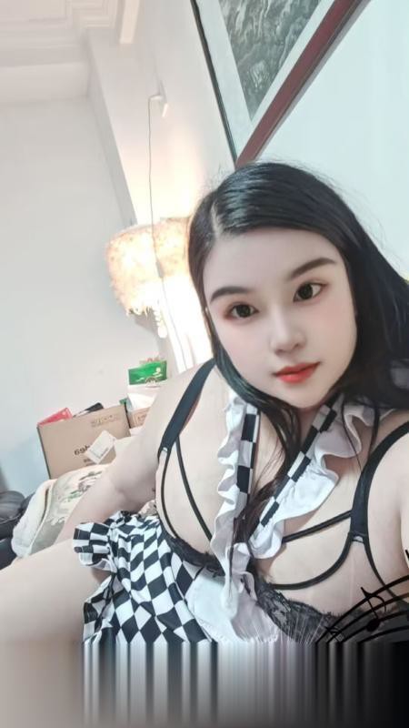 广东广州大肥臀灵灵屁股和熊特别大