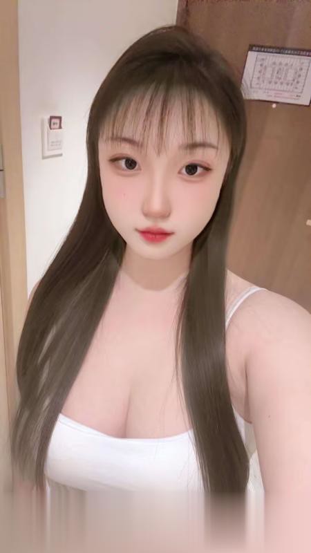 上海闵行乐乐老师..身材白嫩,微胖有肉感