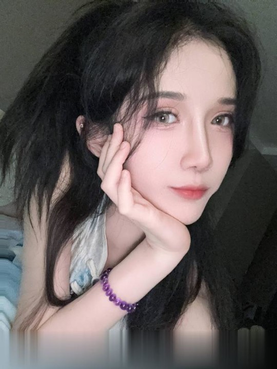 天津河东大胸美女