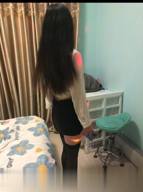 光谷车震小姐姐.