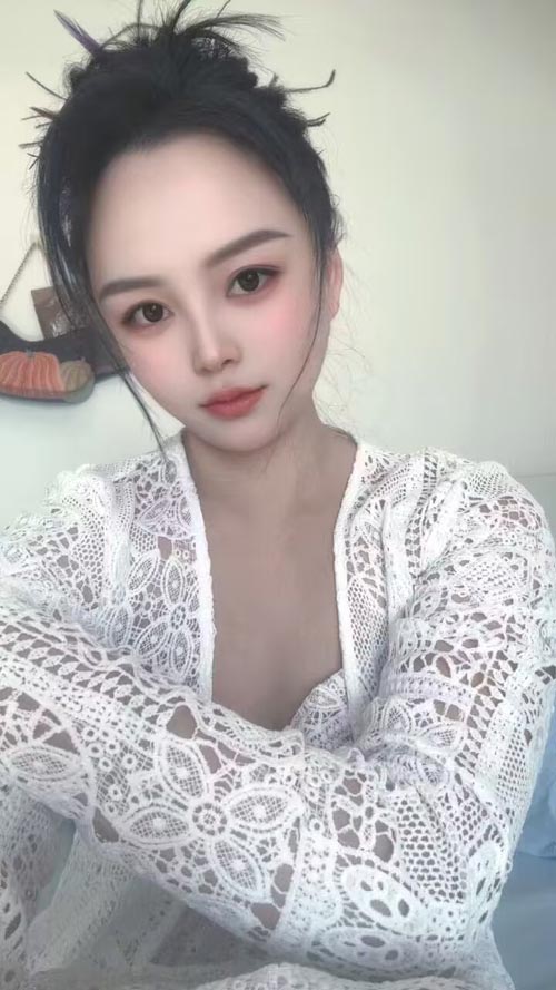 北京修车重庆妹子性格活泼善谈交流中小项(精油spa按摩)