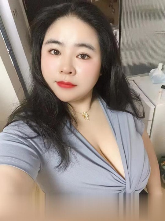 深圳南山乳神露露情趣内衣